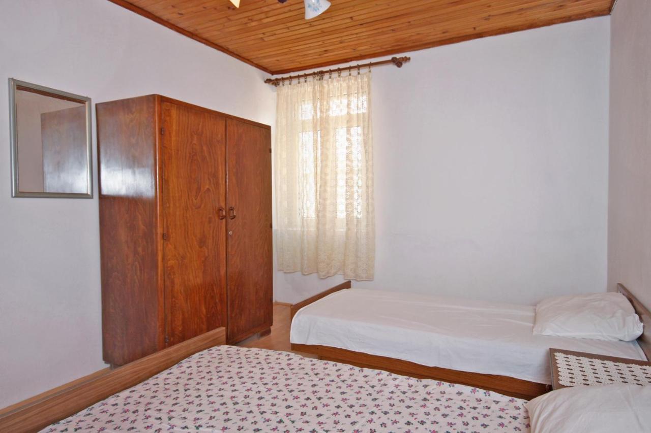 Apartments By The Sea Metajna, Pag - 6351 Exterior foto