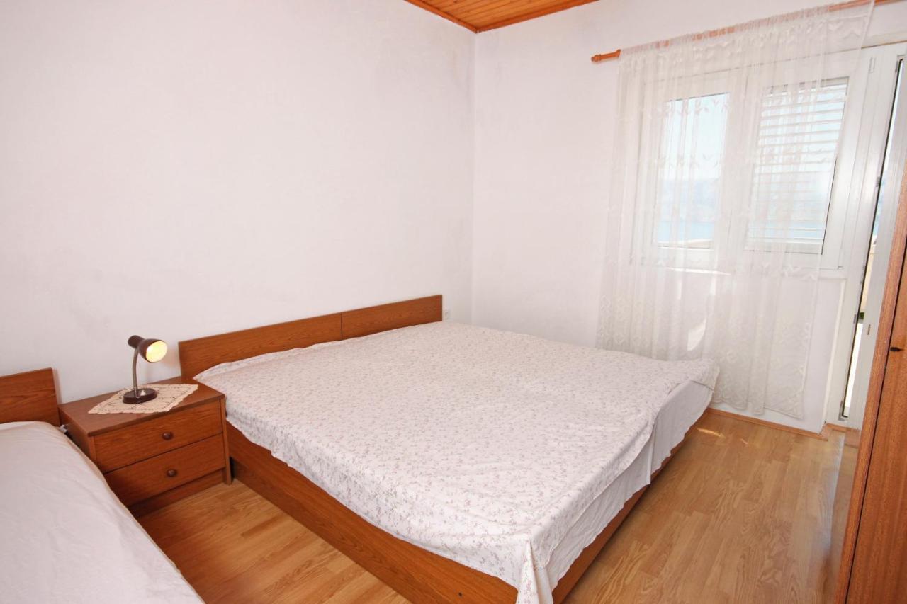 Apartments By The Sea Metajna, Pag - 6351 Exterior foto