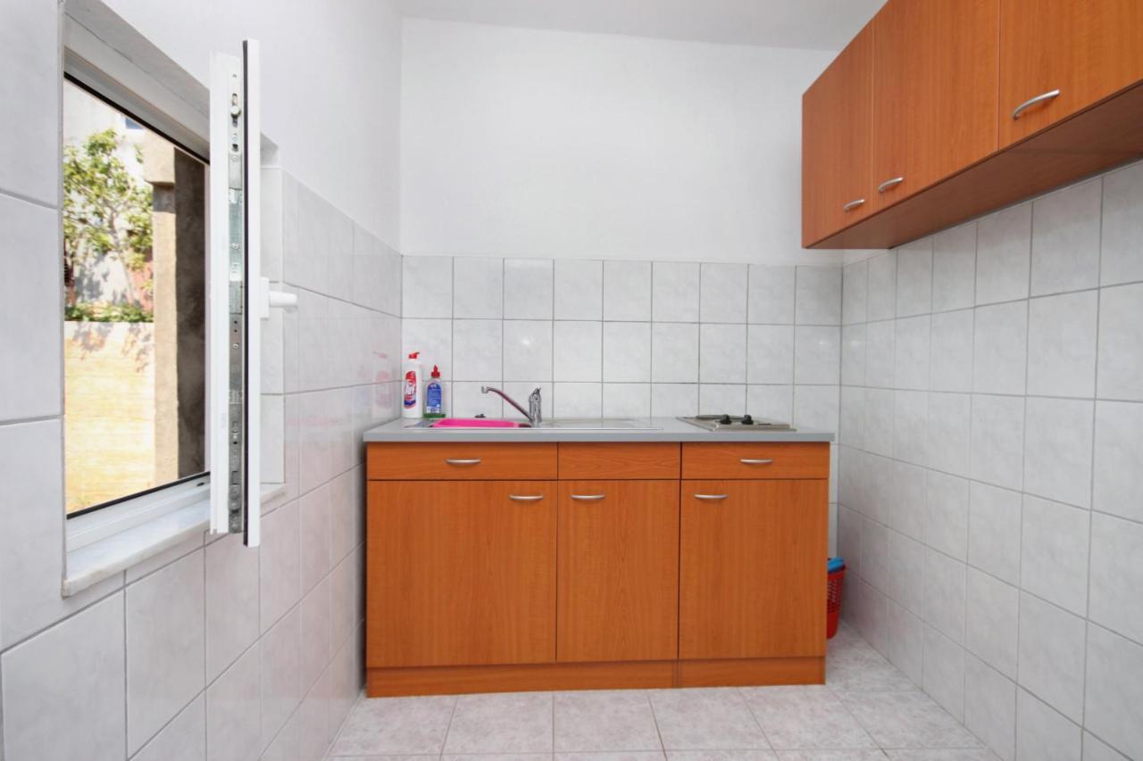 Apartments By The Sea Metajna, Pag - 6351 Exterior foto
