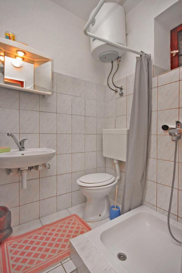 Apartments By The Sea Metajna, Pag - 6351 Exterior foto